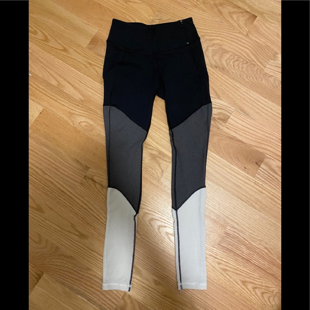 Calia by Carrie Underwood Leggings